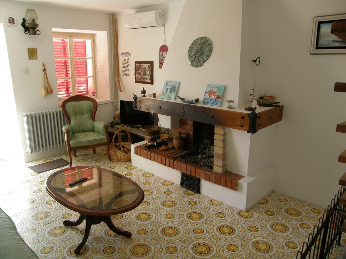 Stone House In Buljarica Villa Petrovac Exteriör bild